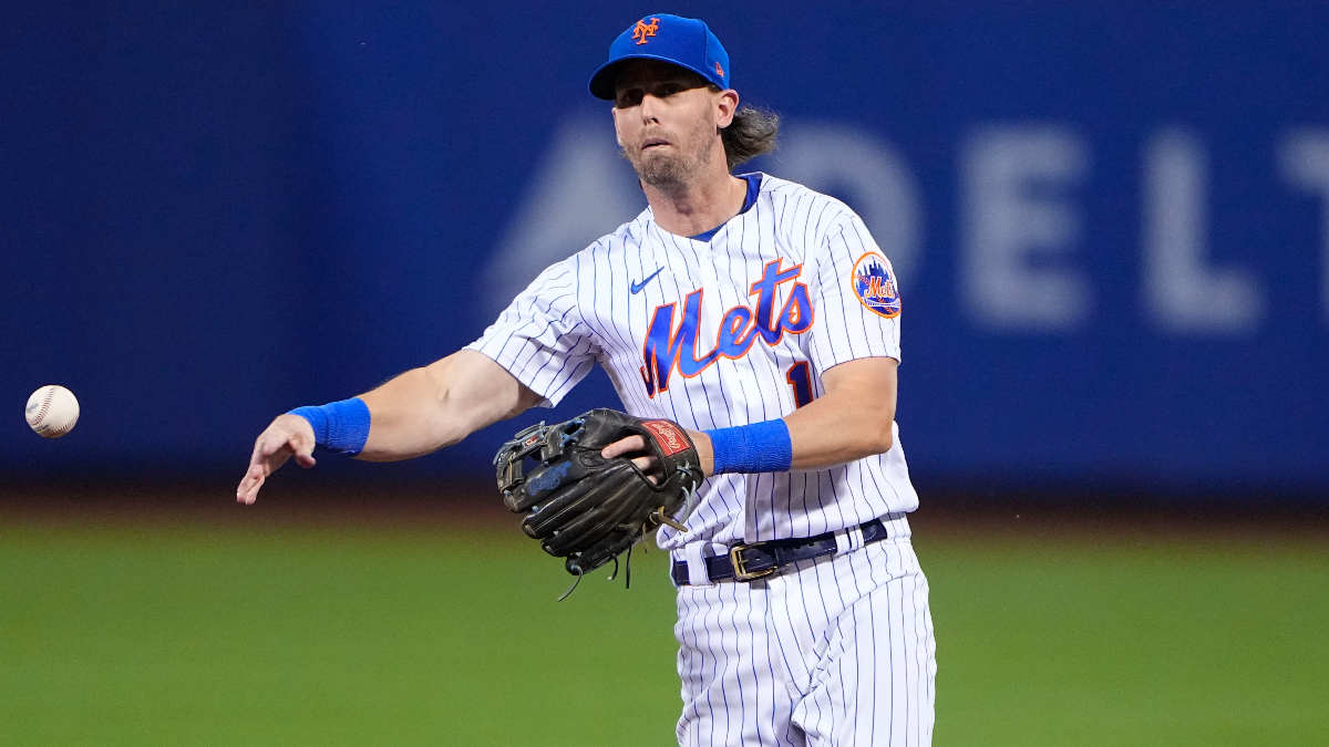 New York Mets second baseman Jeff McNeil