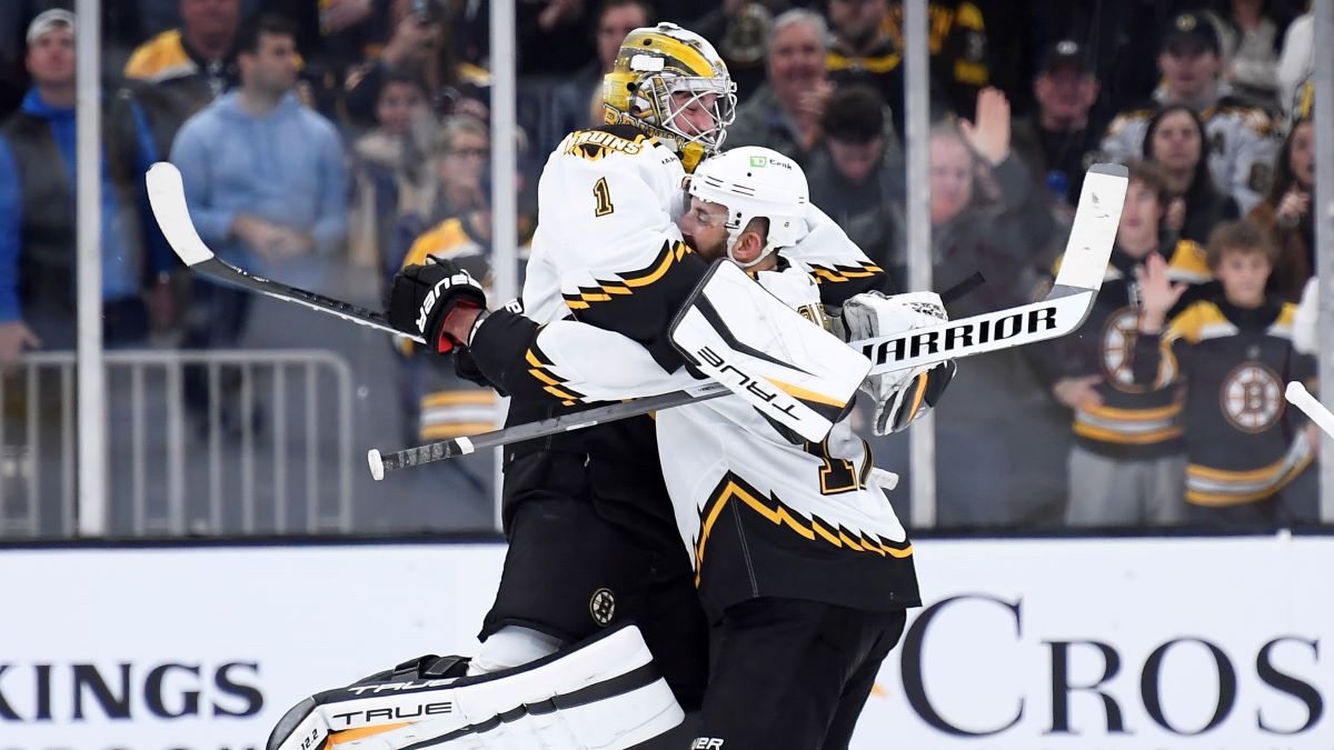 Boston Bruins goalie Jeremy Swayman and forward Nick Foligno
