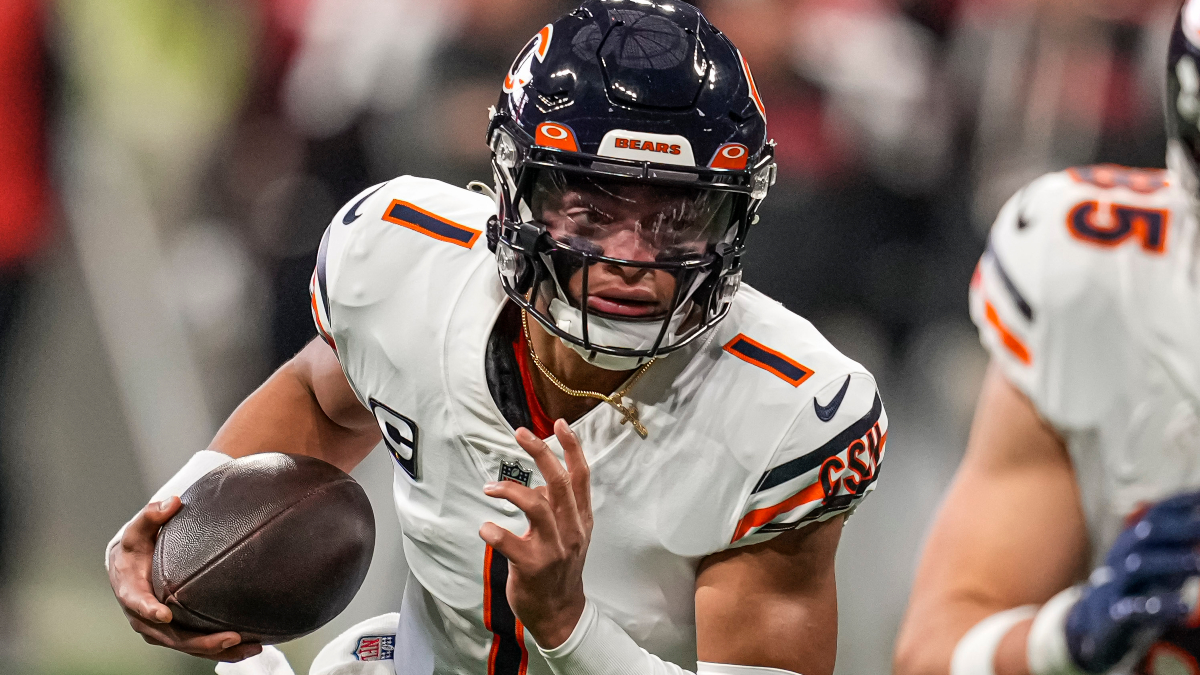 Chicago Bears quarterback Justin Fields