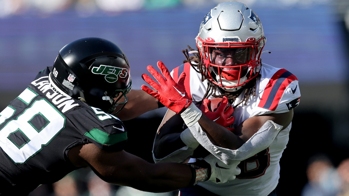 New England Patriots running back Rhamondre Stevenson