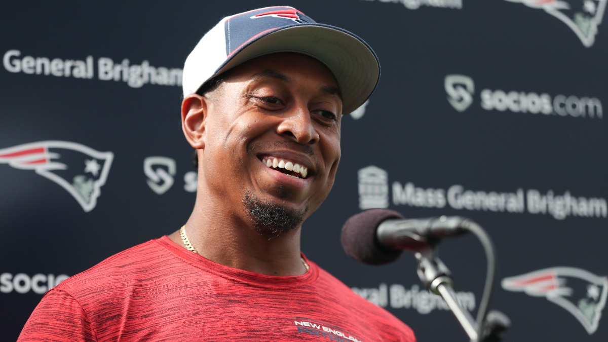 New England Patriots defensive line coach DeMarcus Covington