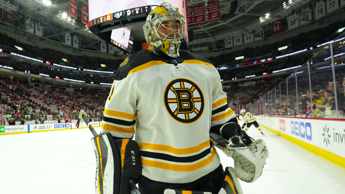 Boston Bruins goalie Jeremy Swayman