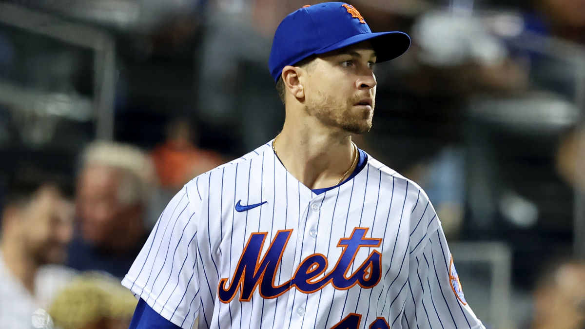 Texas Rangers pitcher Jacob deGrom