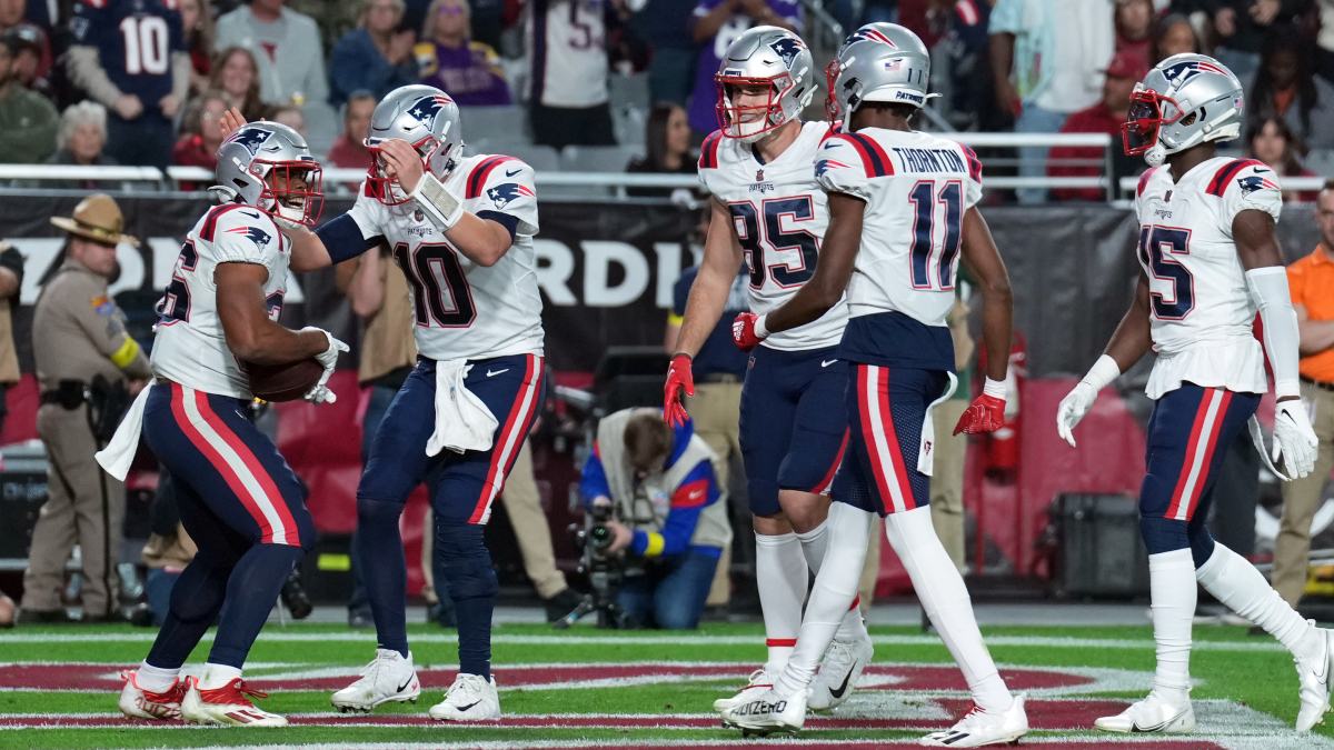 New England Patriots running back Kevin Harris