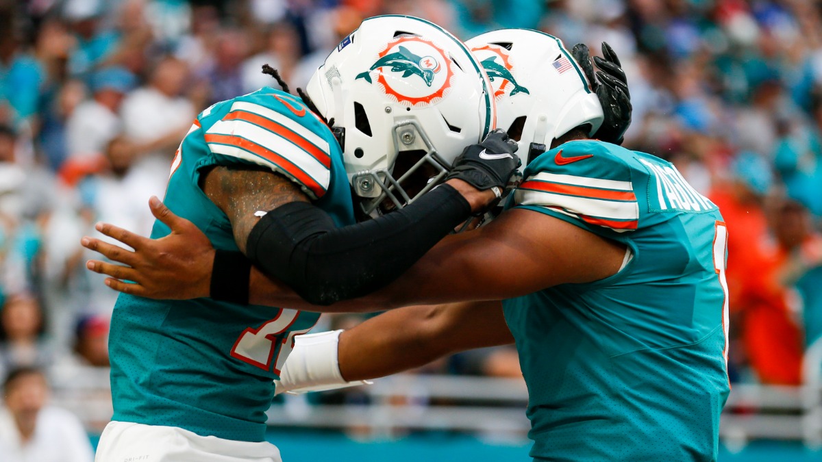 Miami Dolphins wide receiver Jaylen Waddle, quarterback Tua Tagovailoa