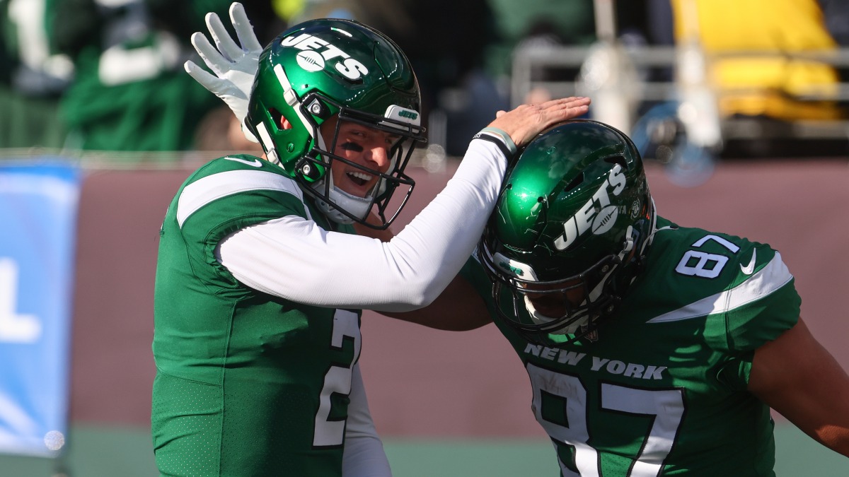 New York Jets quarterback Zach Wilson, tight end C.J. Uzomah