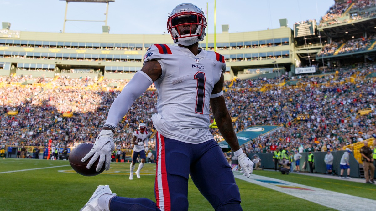New England Patriots wide receiver DeVante Parker