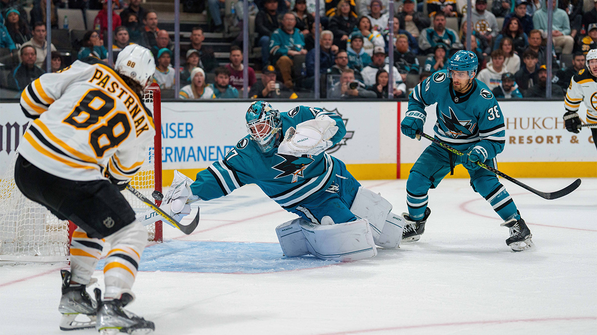 Boston Bruins right wing David Pastrnak
