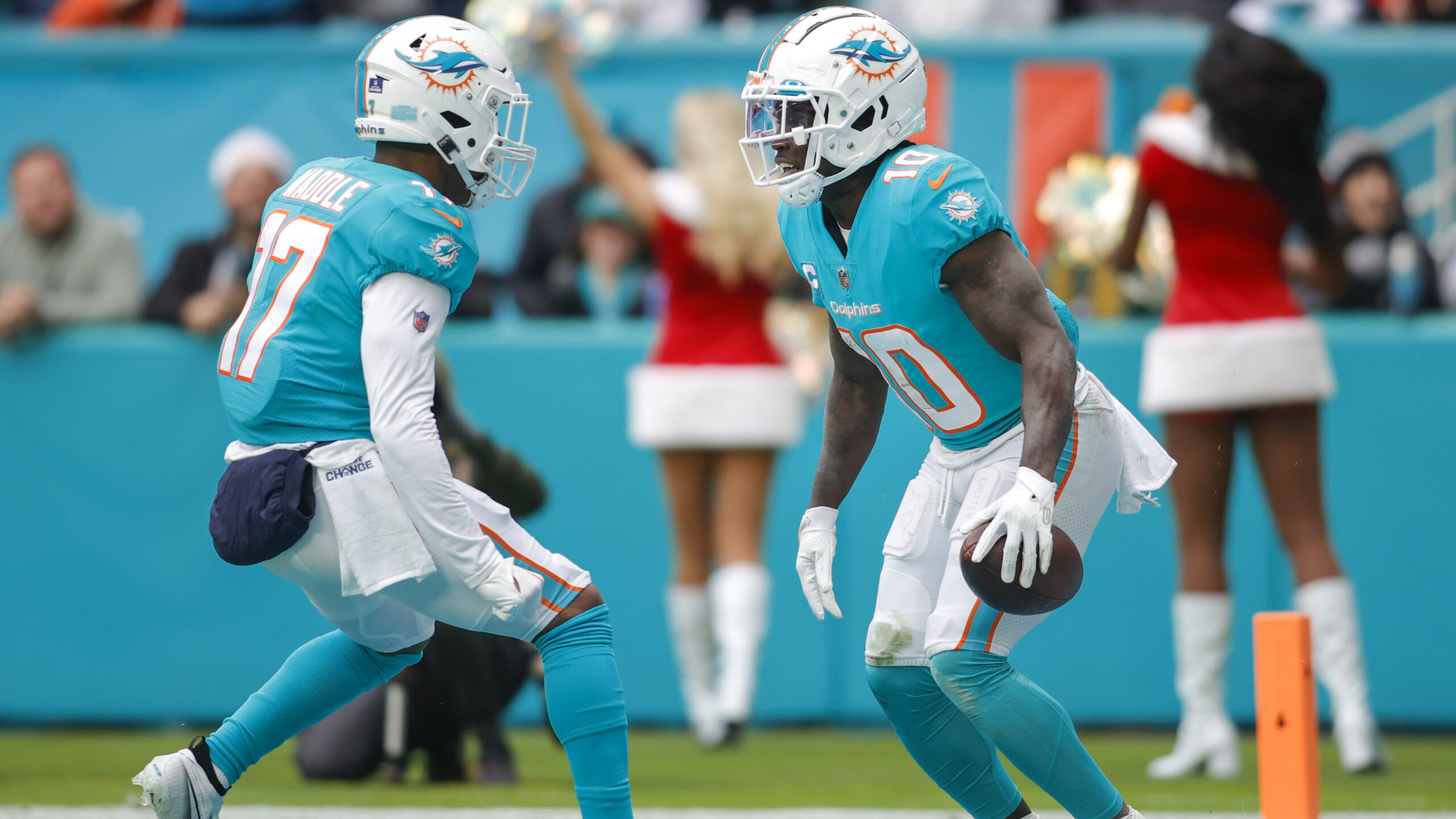 NFL: Green Bay Packers at Miami Dolphins