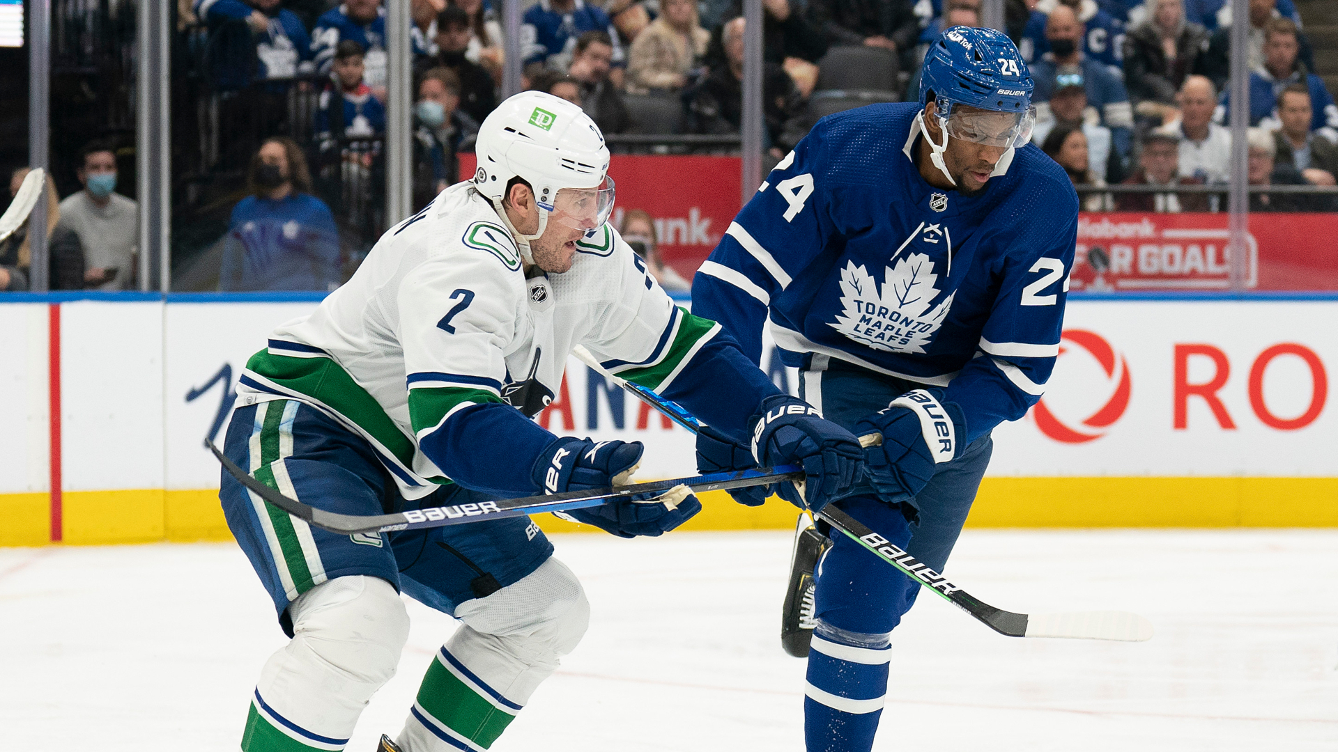Toronto Maple Leafs defenseman Luke Schenn