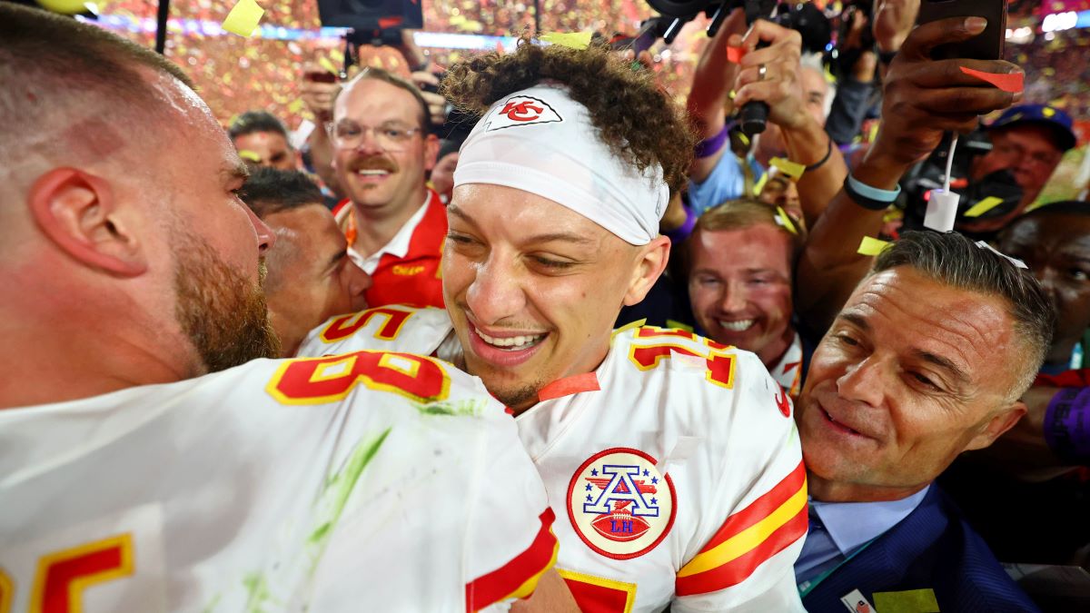 Kansas City Chiefs tight end Travis Kelce and quarterback Patrick Mahomes