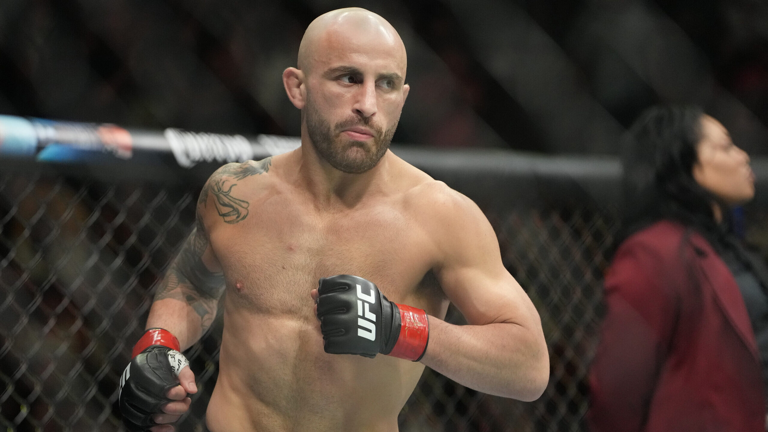 MMA: UFC 276-Volkanovski vs Holloway
