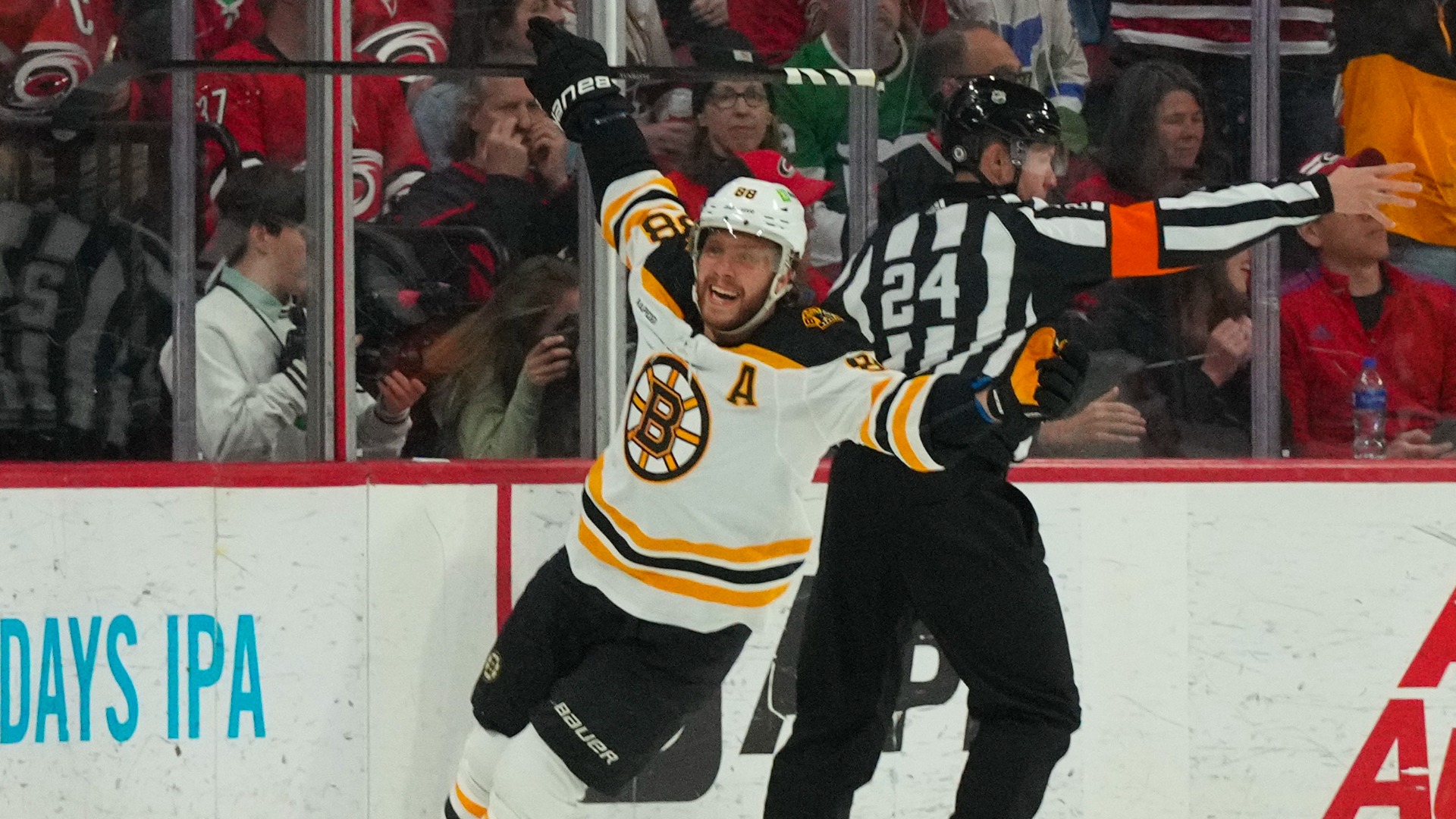 Boston Bruins right wing David Pastrnak