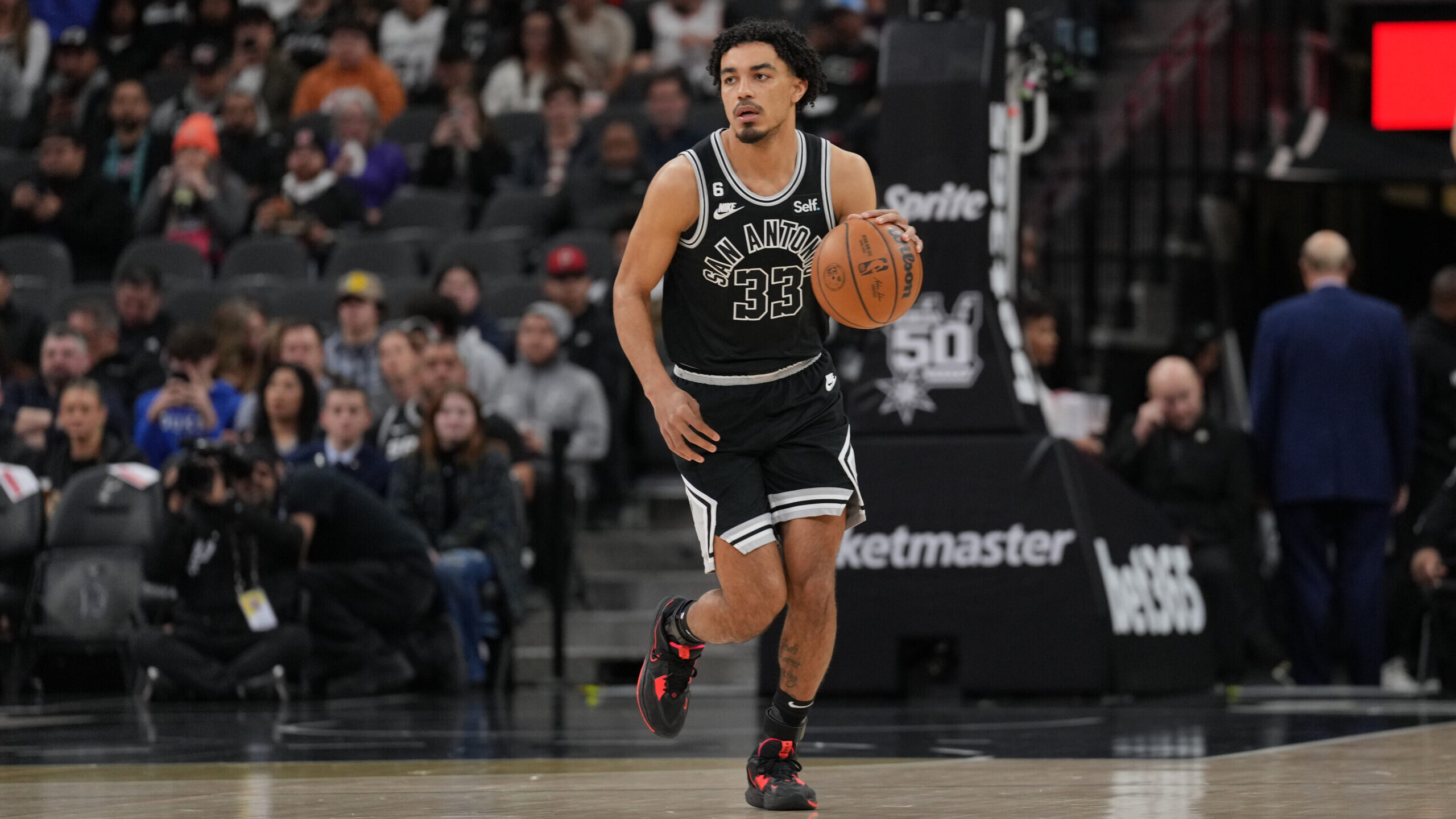 NBA: Sacramento Kings at San Antonio Spurs