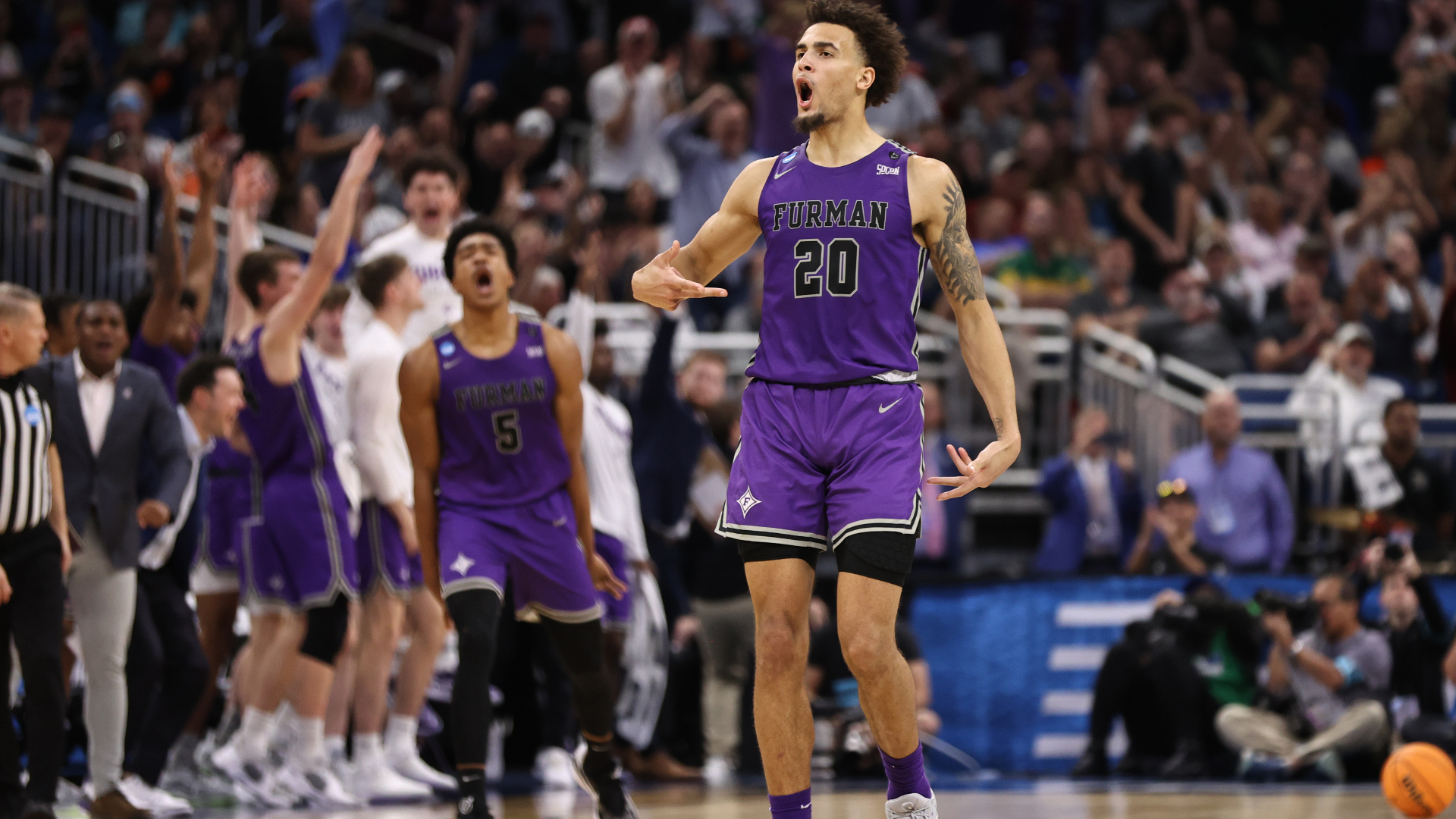 Furman Paladins forward Jalen Slawson