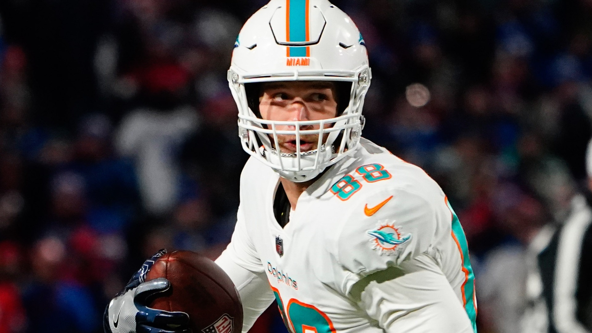New England Patriots tight end Mike Gesicki