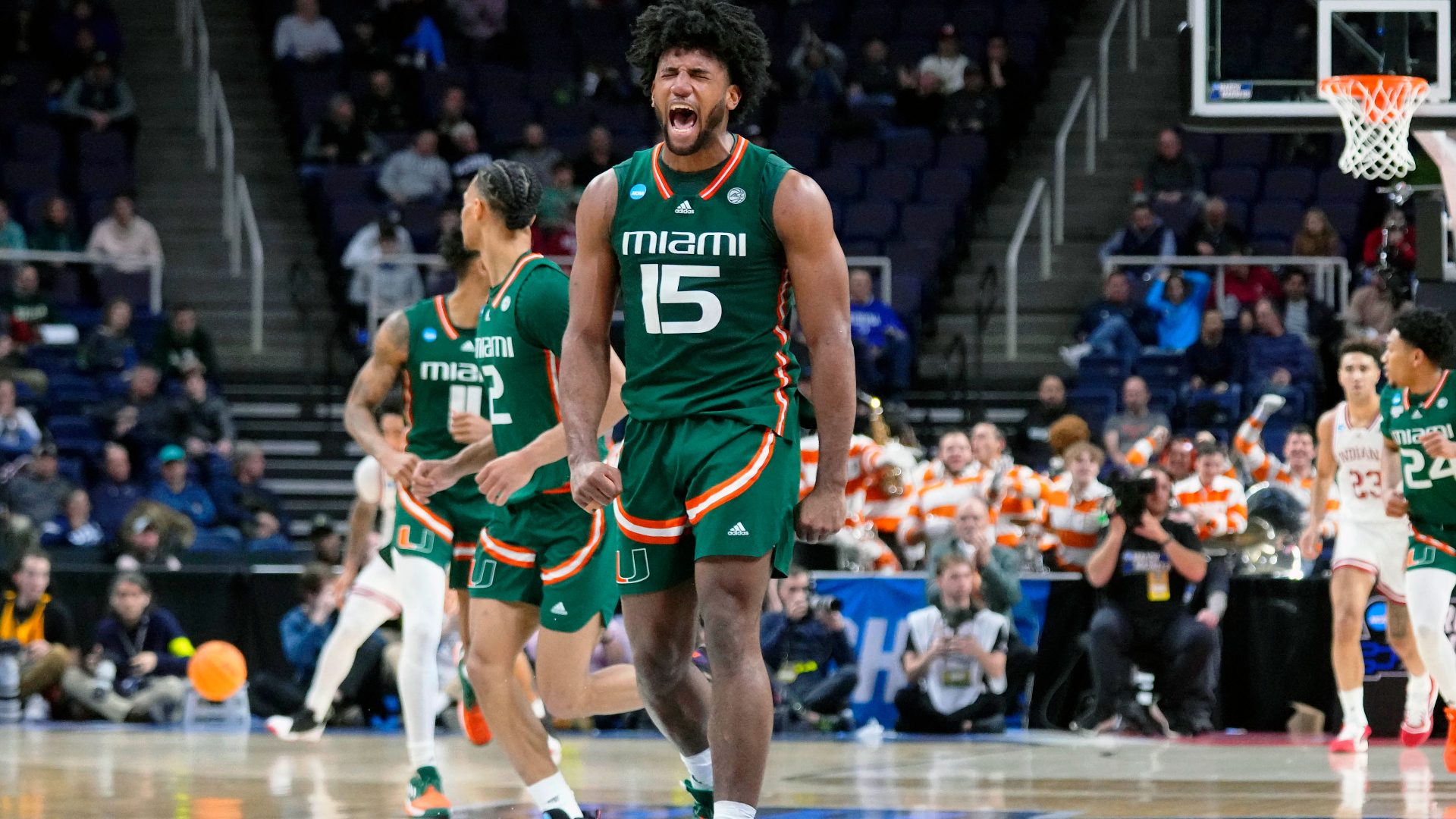 Miami Hurricanes forward Norchad Omier