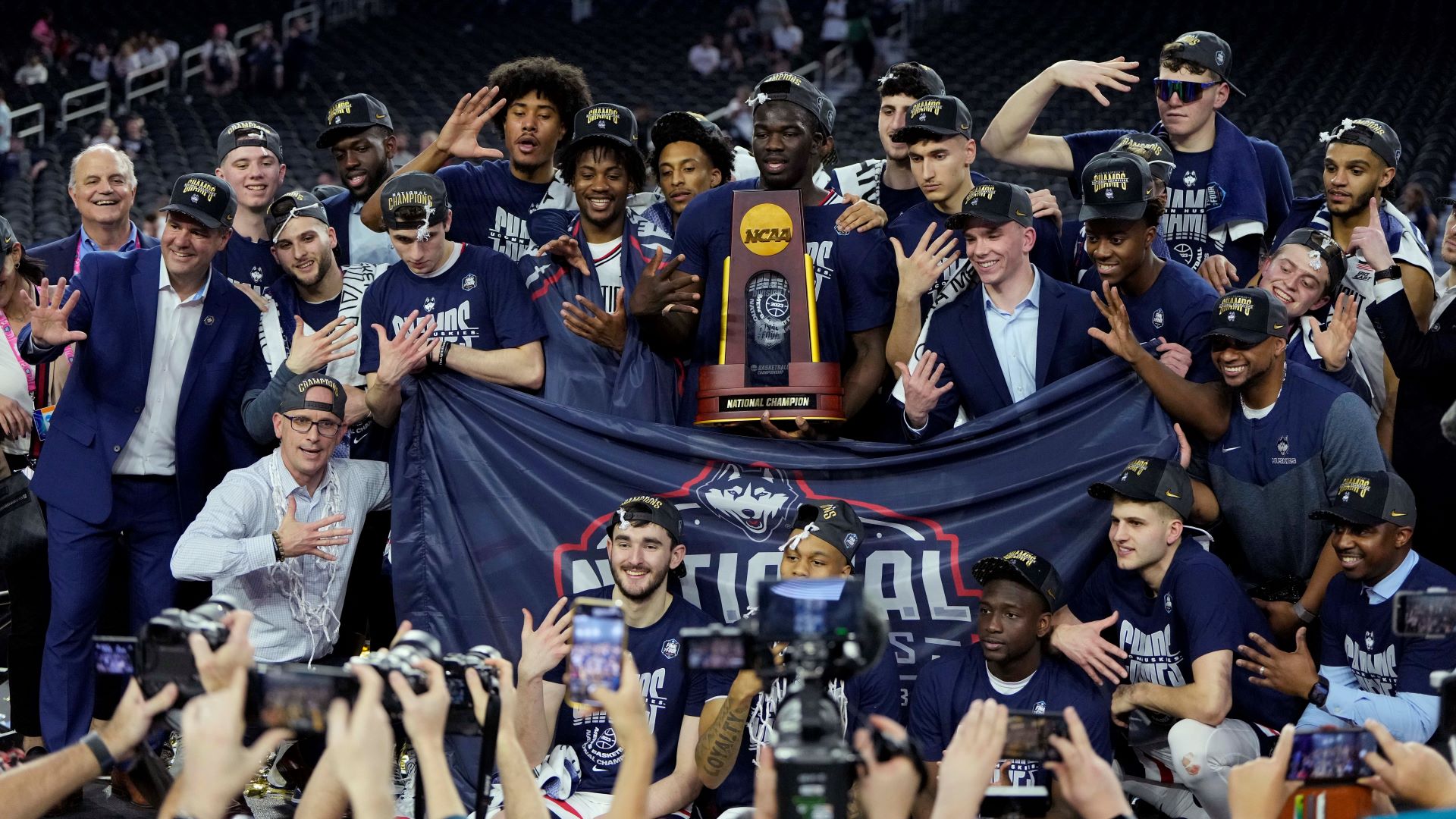 Connecticut Huskies