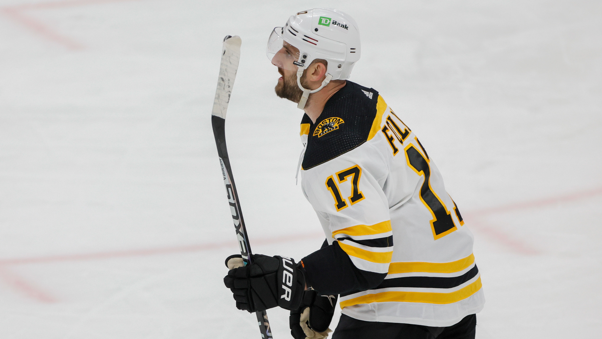Boston Bruins left wing Nick Foligno