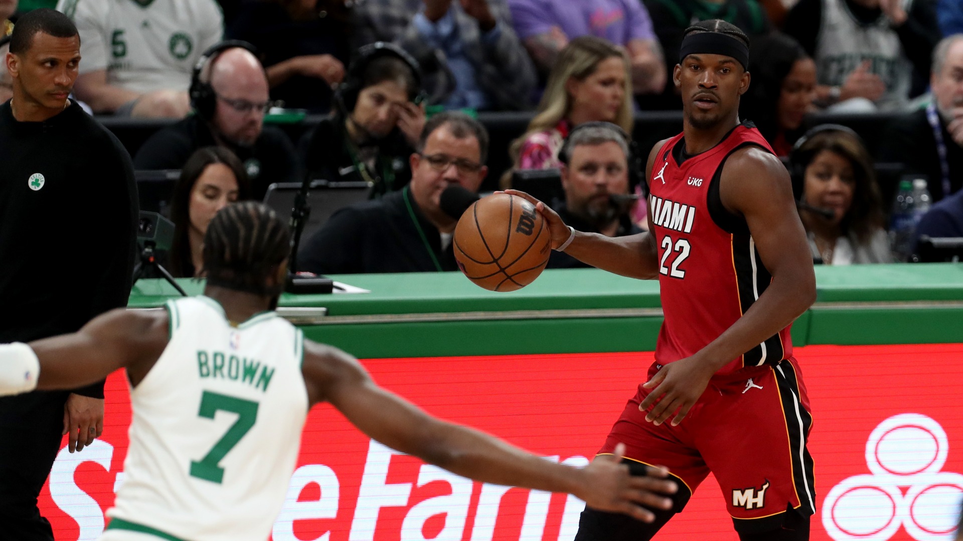 Boston Celtics head coach Joe Mazzulla, guard Jaylen Brown, Miami Heat guard Jimmy Butler