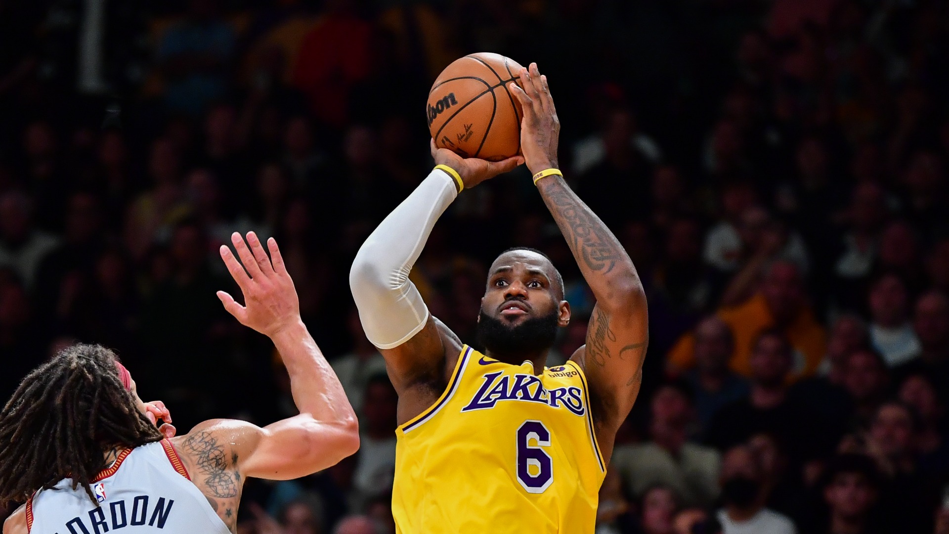 Los Angeles Lakers forward LeBron James