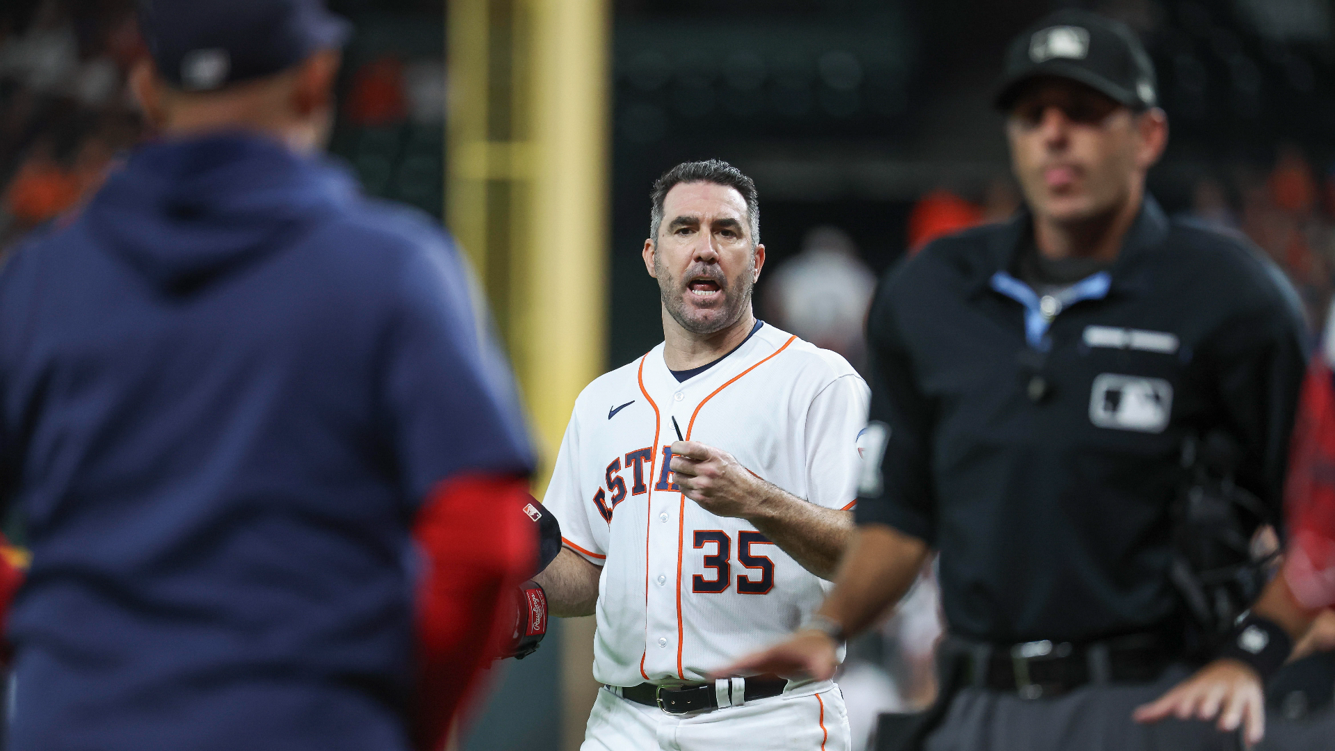 Boston Red Sox manager Alex Cora and Houston Astros pitcher Justin Verlander