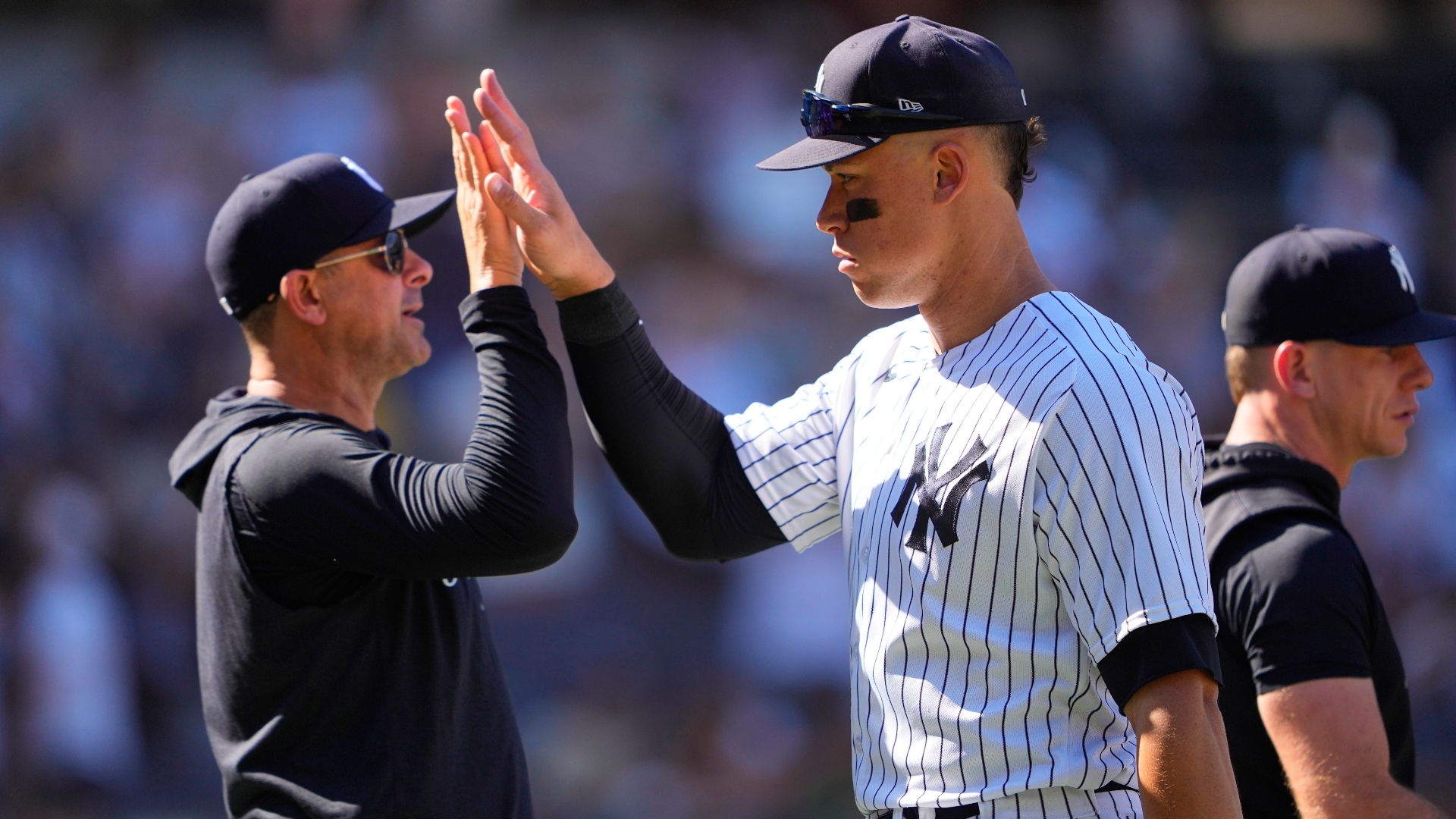 New York Yankees right fielder Aaron Judge, manager Aaron Boone