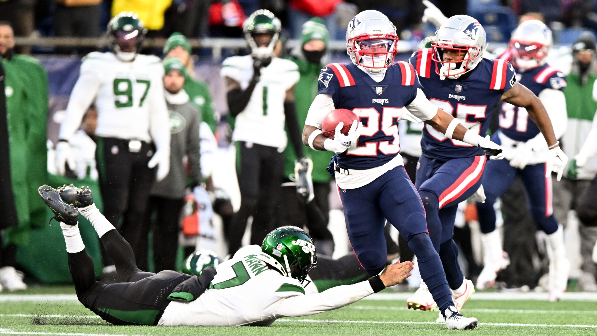 New England Patriots cornerback Marcus Jones