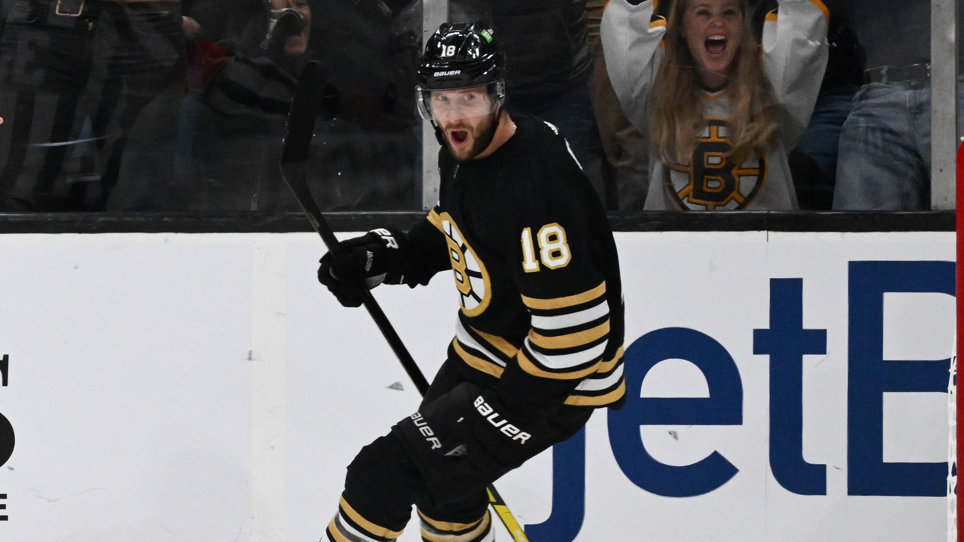 Boston Bruins forward Pavel Zacha