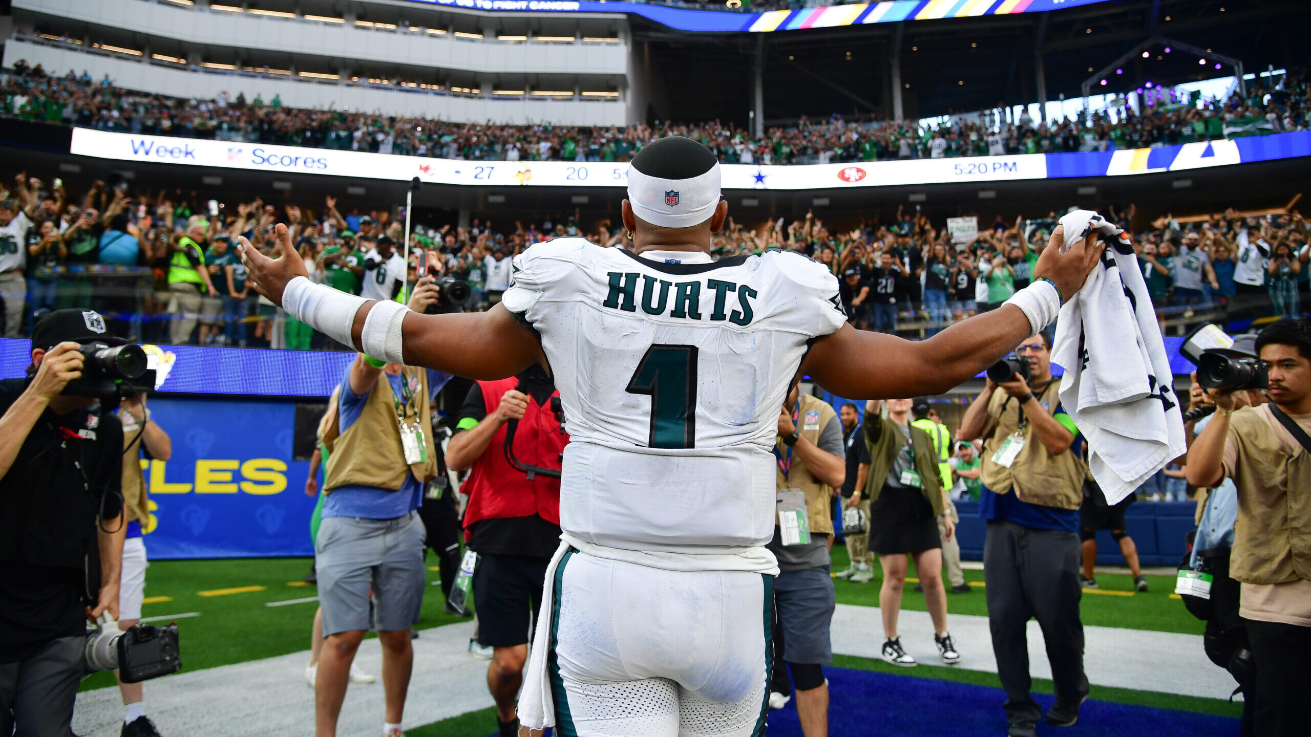 NFL: Philadelphia Eagles at Los Angeles Rams