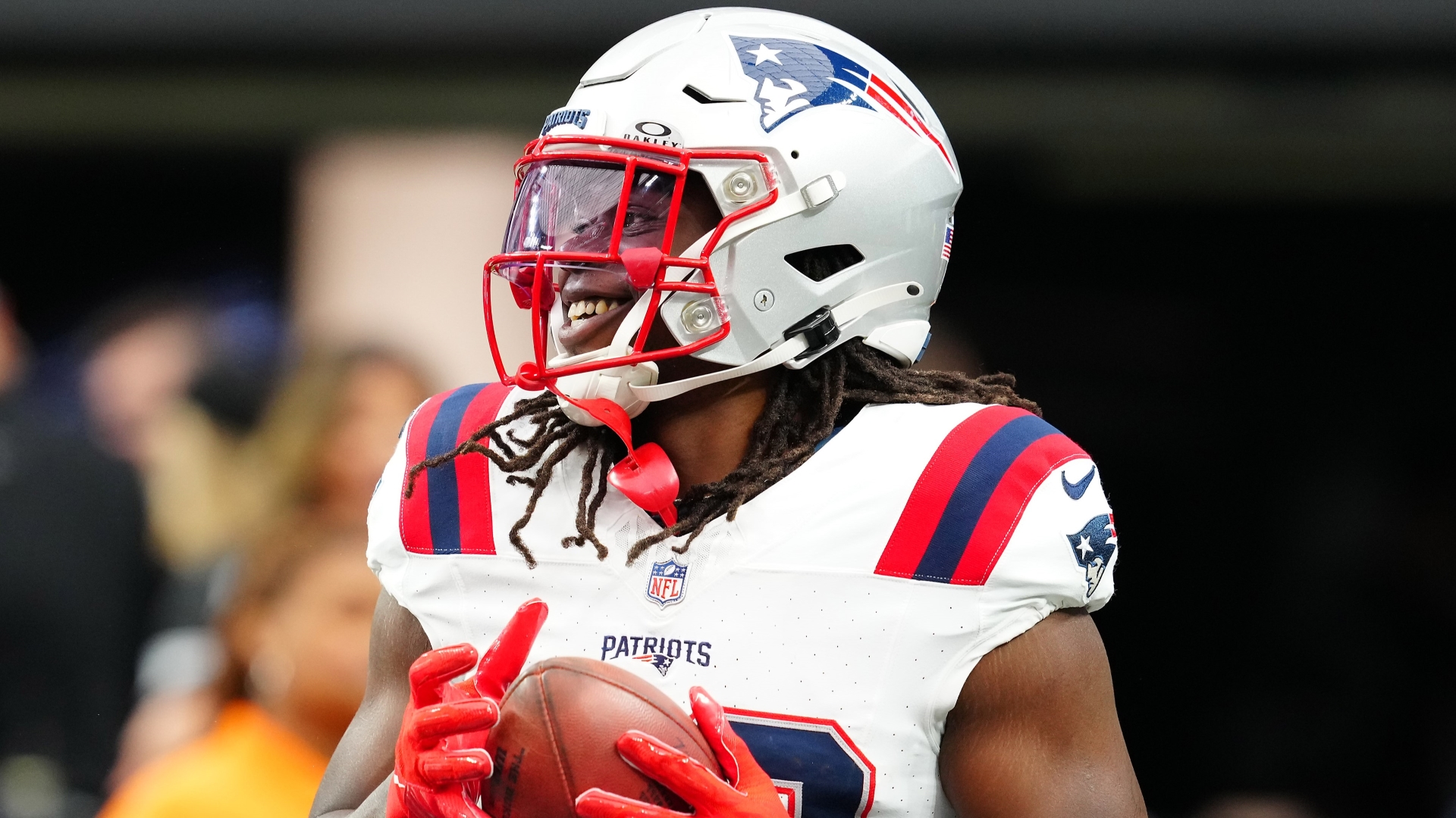 New England Patriots running back Rhamondre Stevenson