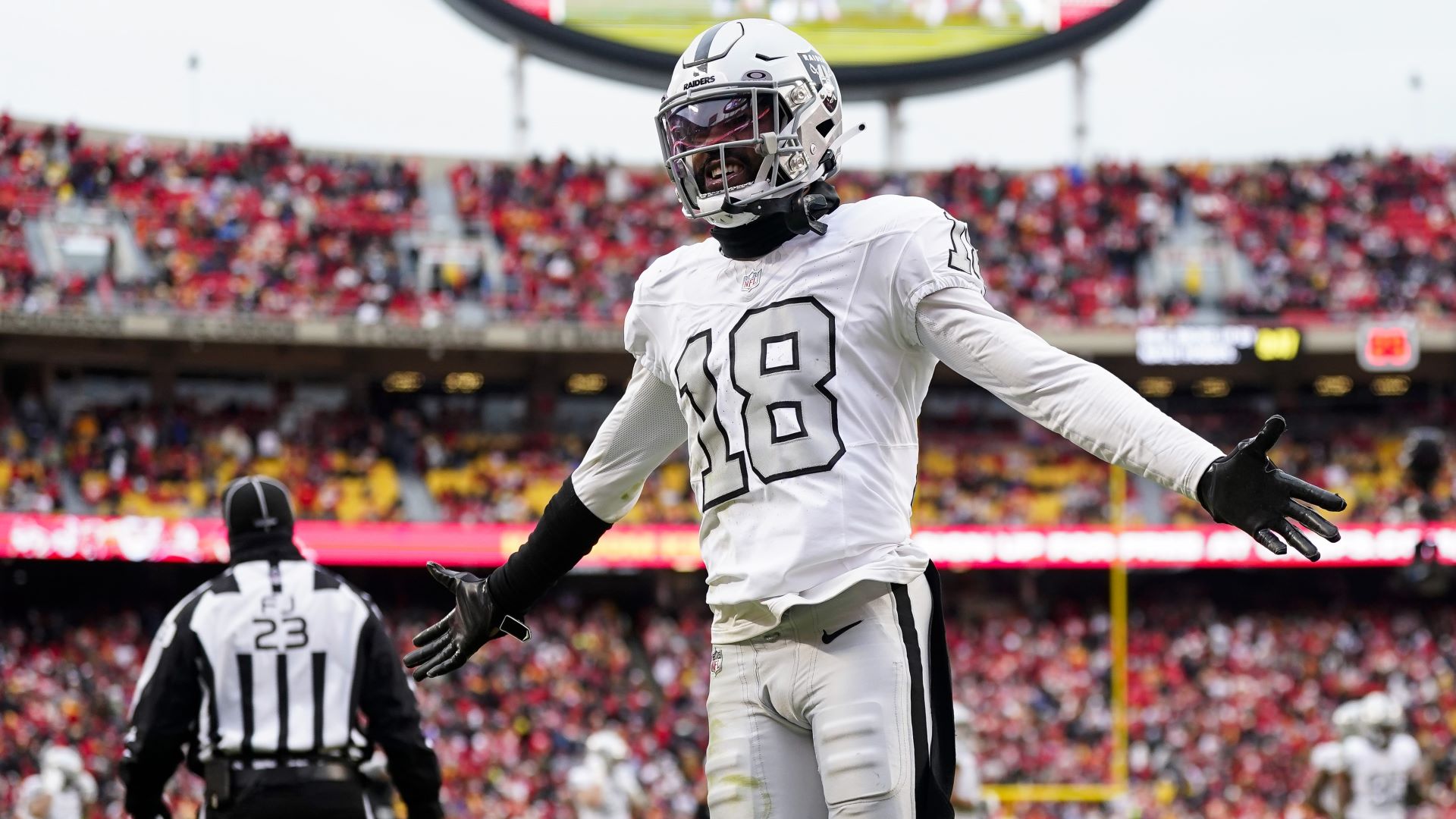 Las Vegas Raiders cornerback Jack Jones