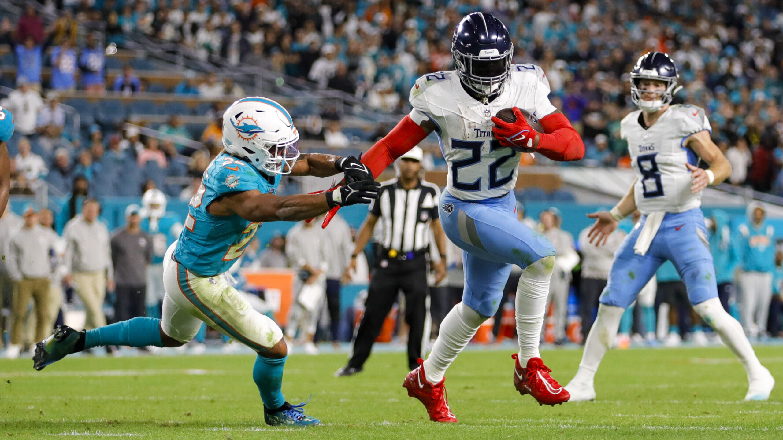 NFL: Tennessee Titans at Miami Dolphins