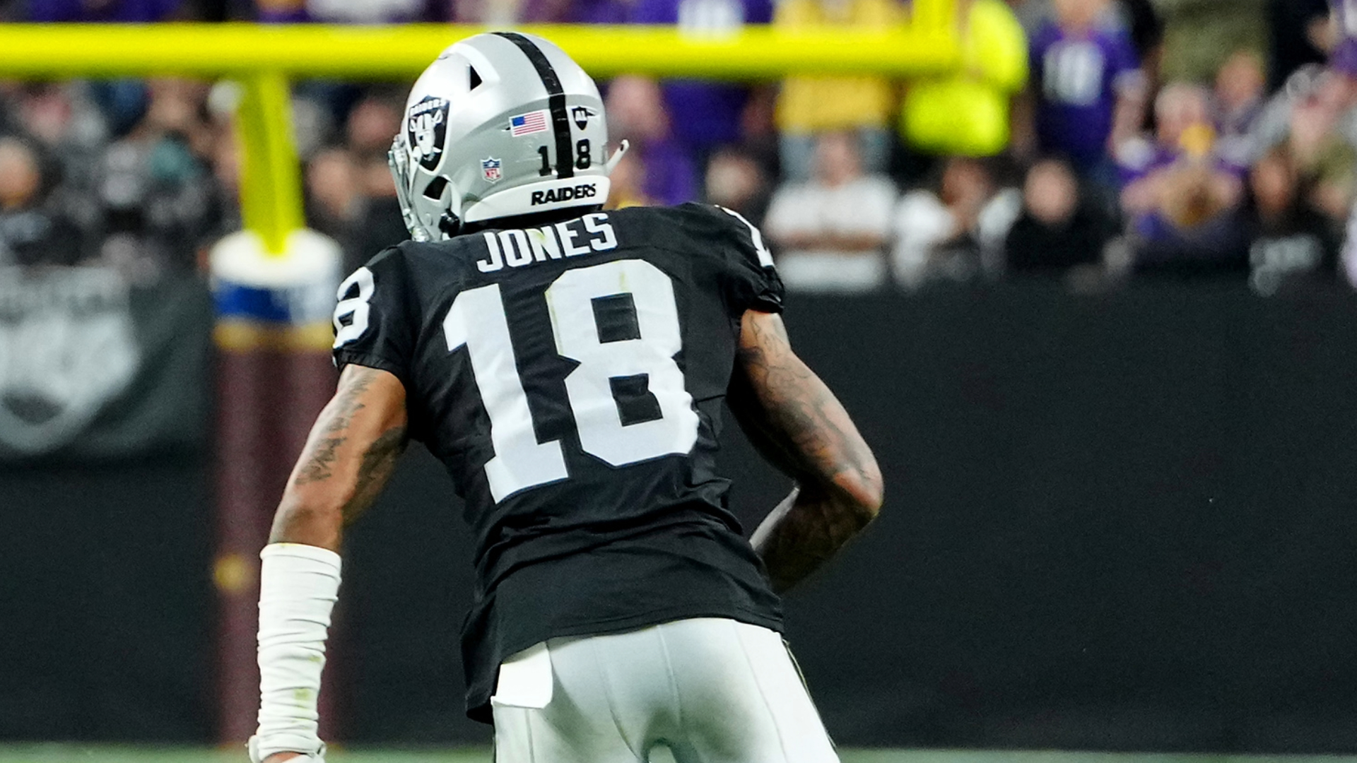 Las Vegas Raiders cornerback Jack Jones