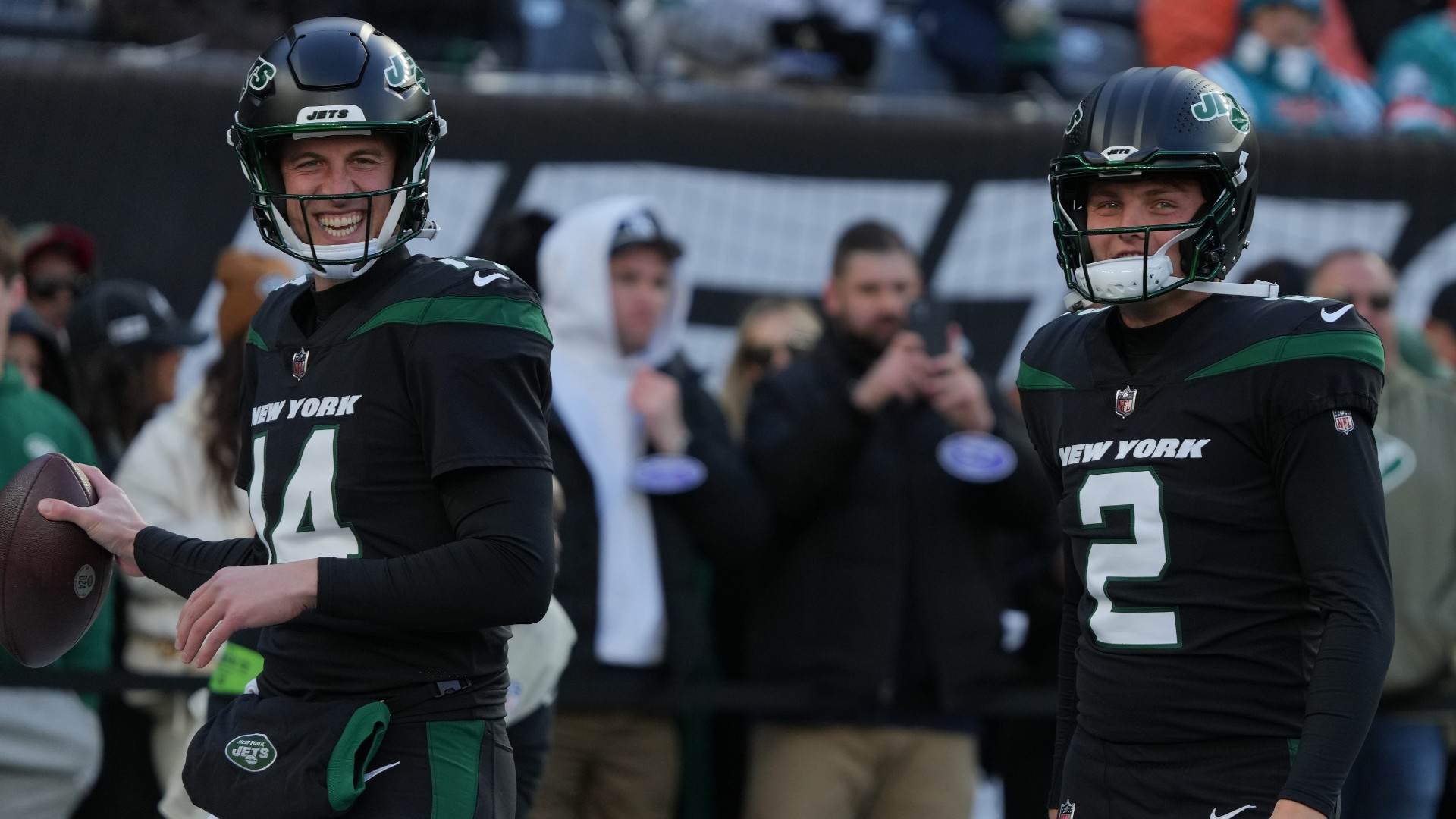Trevor Siemian and Zach Wilson of the New York Jets