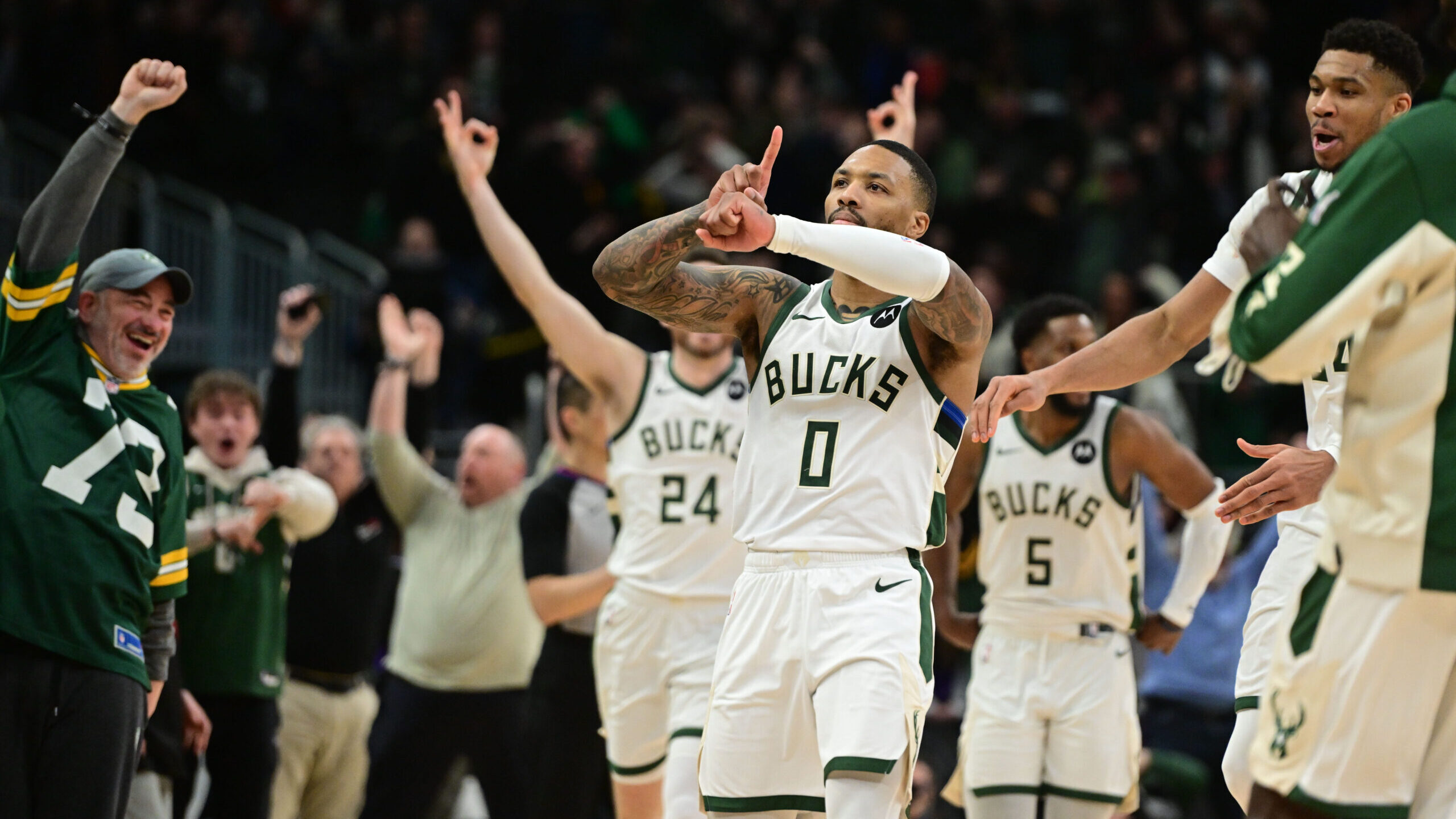 NBA: Sacramento Kings at Milwaukee Bucks