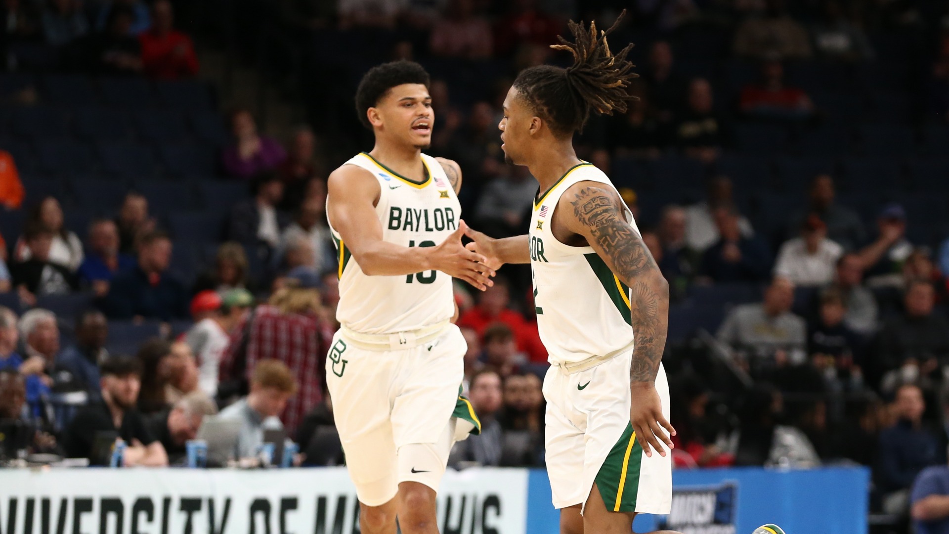 Baylor Bears guard Jayden Nunn, guard RayJ Dennis