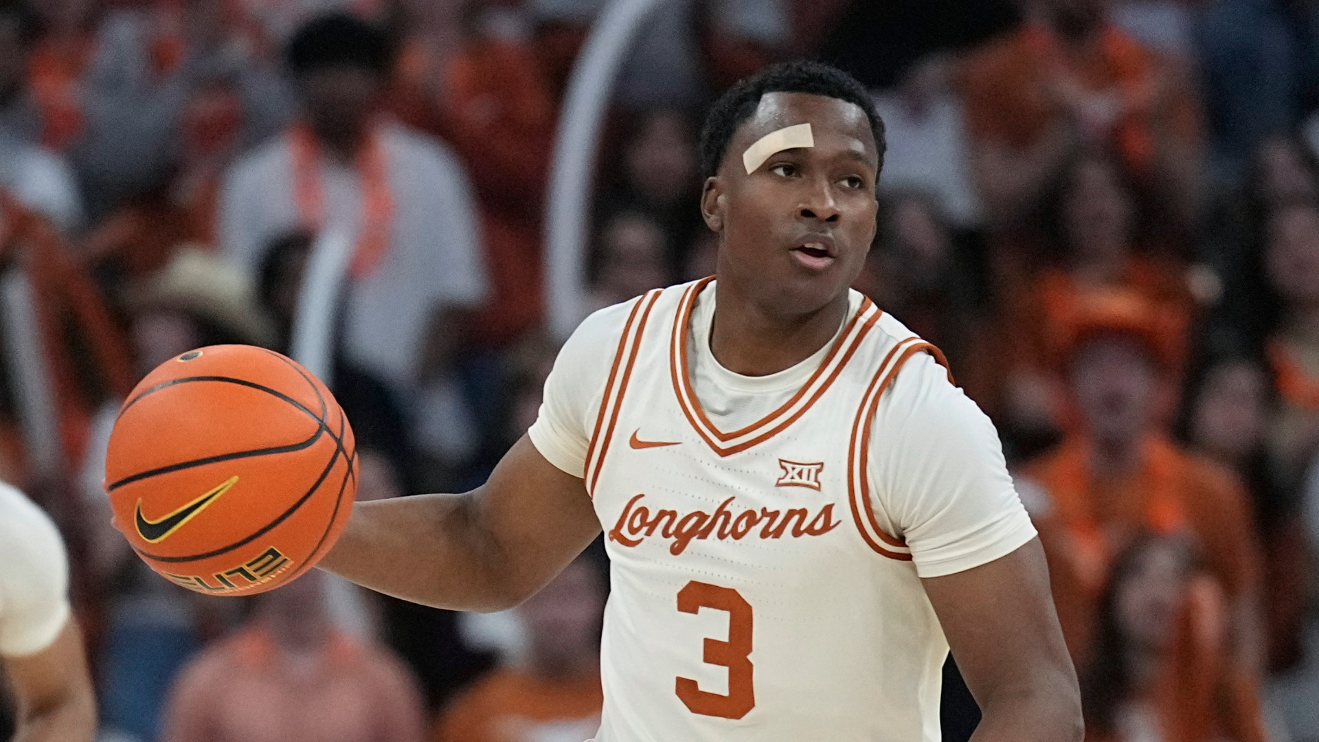 Texas Longhorns guard Max Abmas