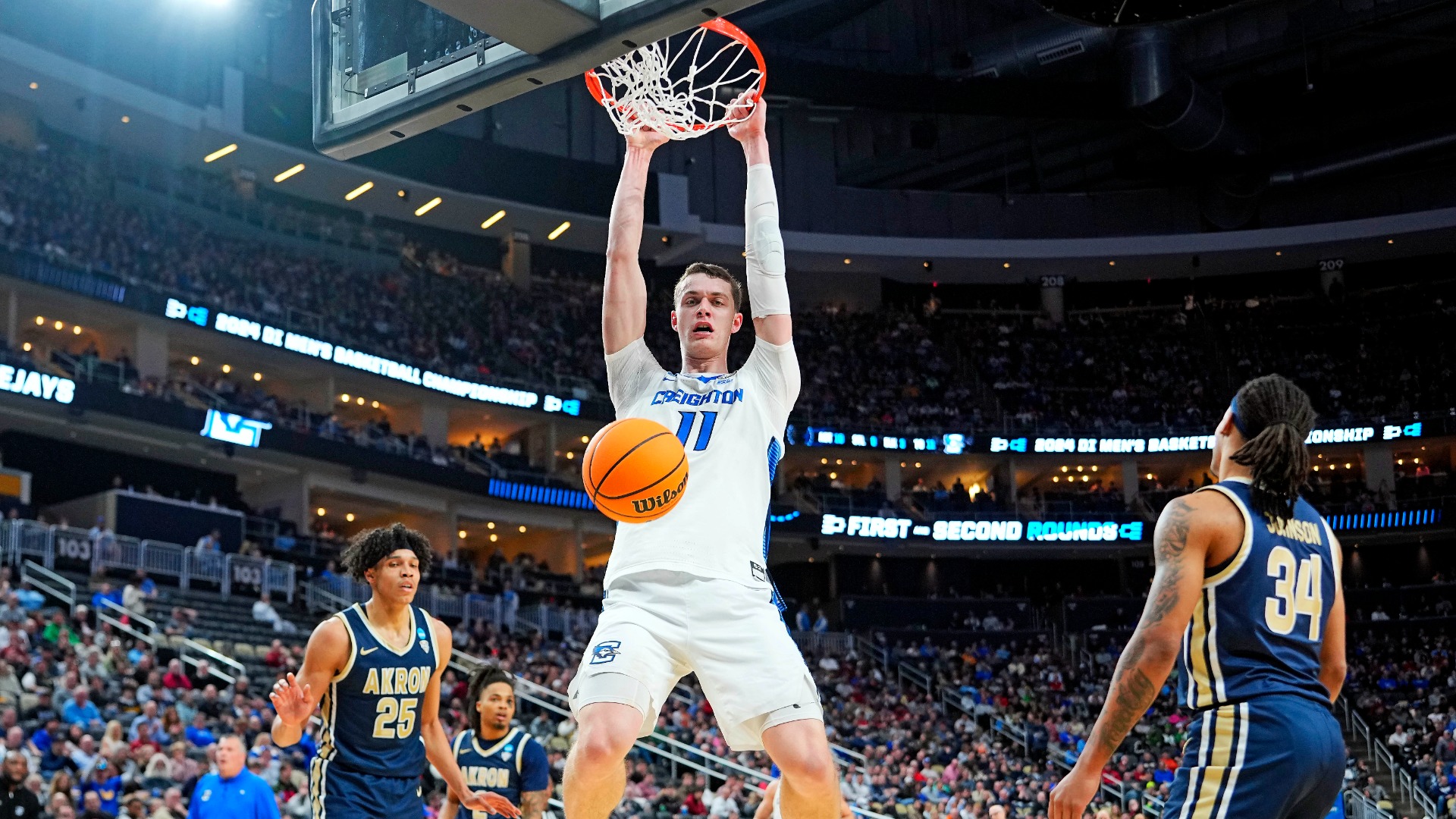 Creighton Bluejays center Ryan Kalkbrenner