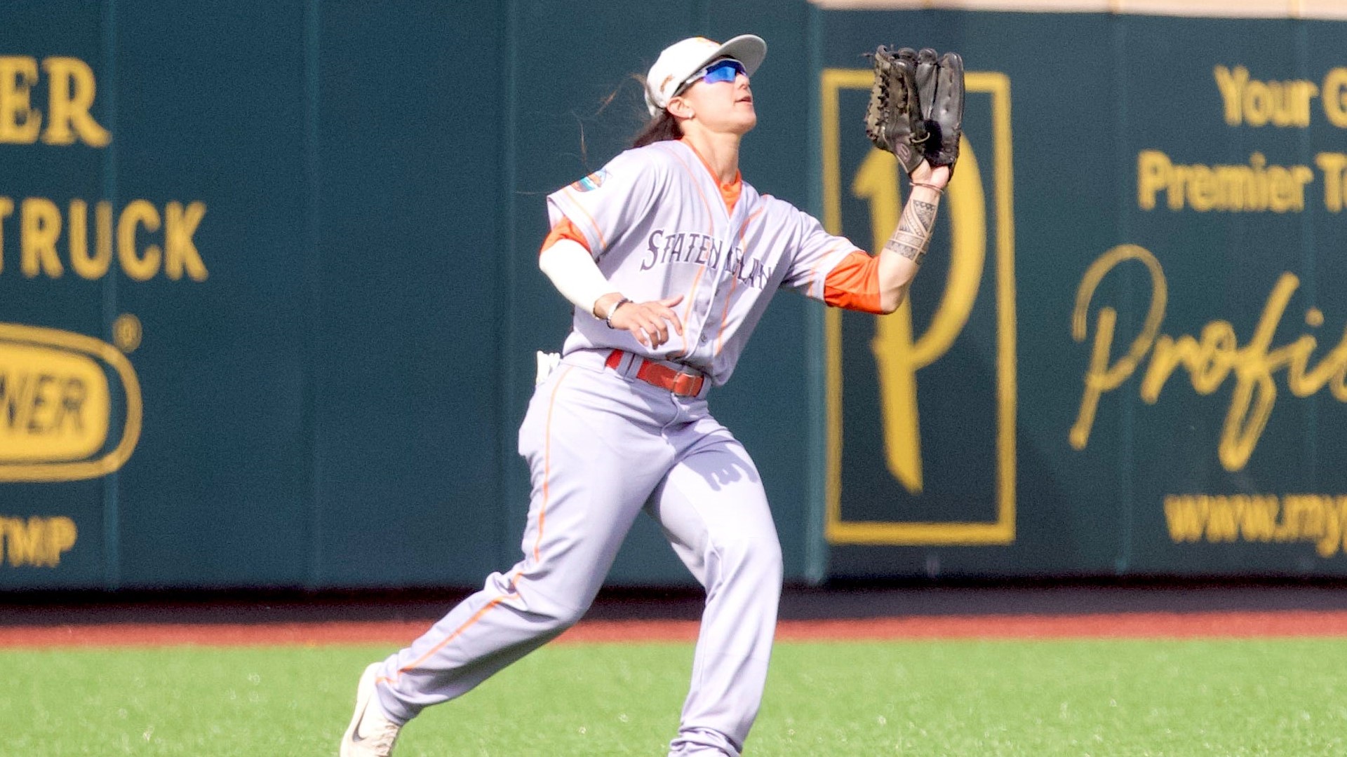 Staten Island FerryHawks left fielder Kelsie Whitmore