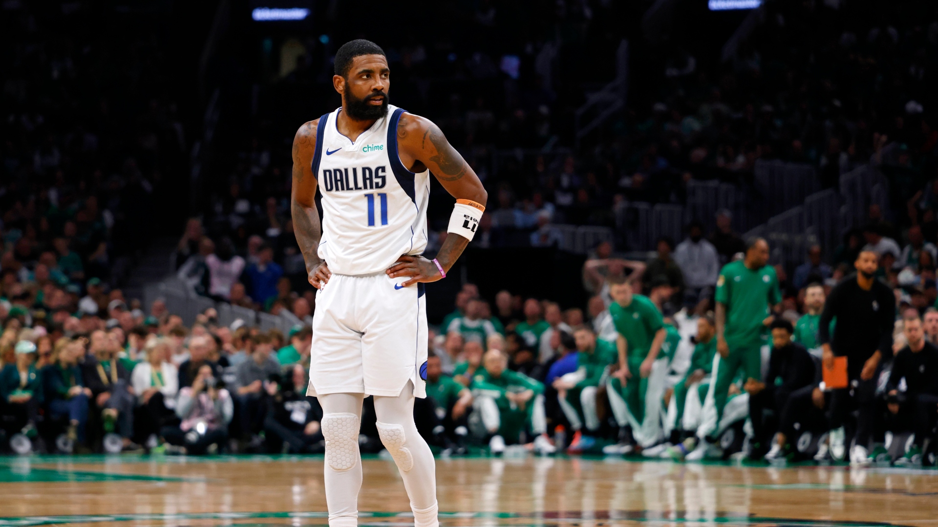 Dallas Mavericks guard Kyrie Irving