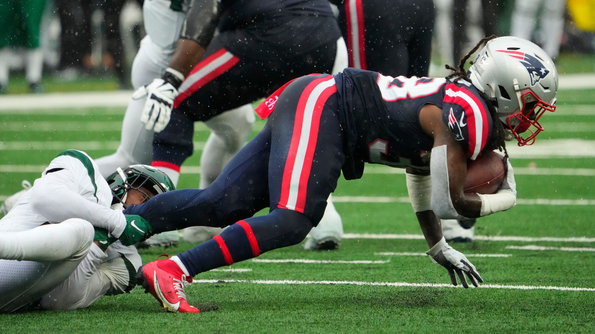 New England Patriots running back Rhamondre Stevenson